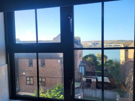 Studio to rent - Photo 5