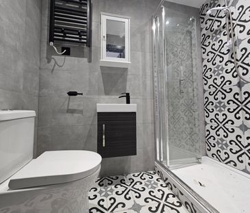 Studio Flat, Brownhill Road, SE6 - Photo 1