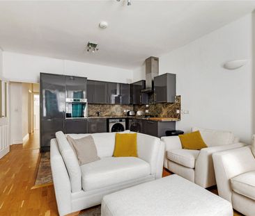 Montana Road, London, SW17 ground floor flat to rent - Photo 4