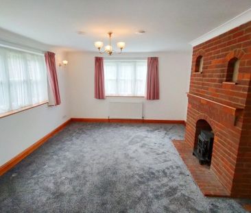 High Street, Royston, Reed - Photo 1