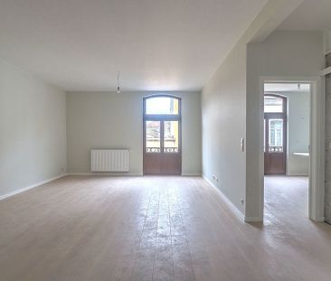 Appartement met twee slaapkamers in Forest - Photo 1