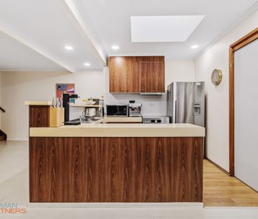 9 English Court, Phillip ACT 2606 - Townhouse For Rent | Domain - Photo 1
