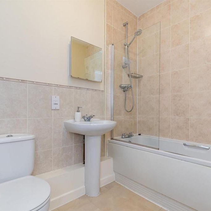 2 bedroom apartment to rent - Photo 1