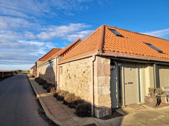 2 bedroom stone house to rent - Photo 1