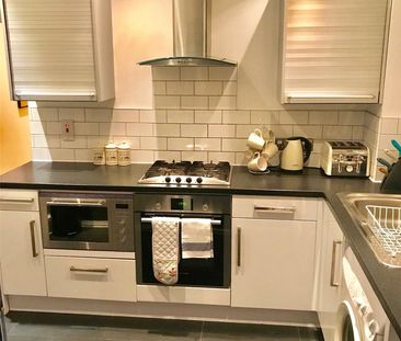 Swinburne Avenue, Broadstairs, CT10 - Photo 3