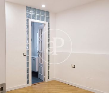 Apartment for Rent on Comte d’Úrgell Street - Photo 6