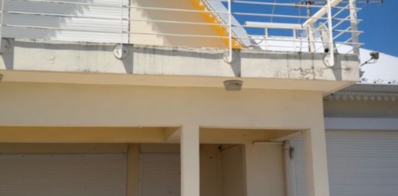 Location Maison 6 pièces 320m² STE SUZANNE 97441 - Photo 2