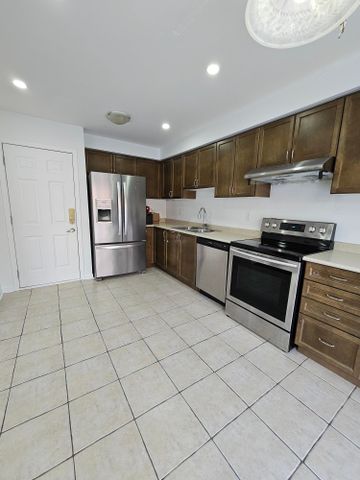 For Lease - 1064 Clark Boulevard, Milton, Ontario - Photo 5