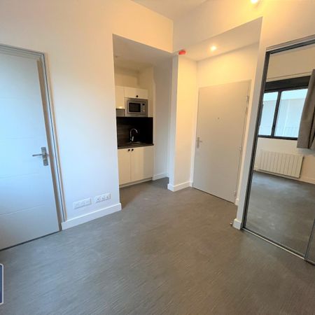 Location Appartement 1 pièce 16m² REIMS 51100 - Photo 4