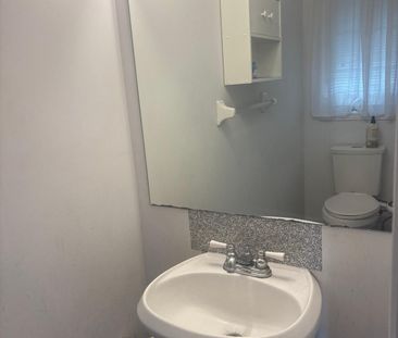 For Lease - 26 Activa Avenue, Kitchener, Ontario - Photo 5