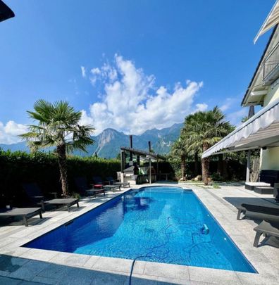 Magnificent 3.5-room apartment with terrace and pool - Photo 1