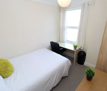 5 bedroom house to rent Harrow Road, Southsea, PO5 - Photo 5