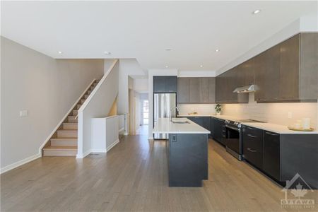 For Lease - 902 Chipping Circle, Blossom Park - Airport and Area, Ontario - Photo 5