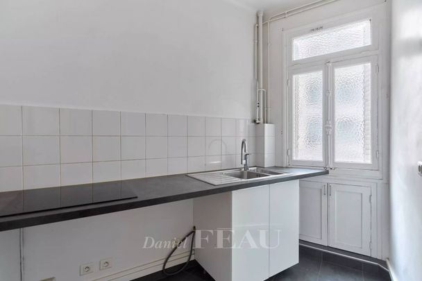 Location studio, Paris 2ème (75002), 1 pièce, 27.68 m², ref 86468679 - Photo 1