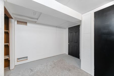 For Lease - 400 Glenholme Avenue Unit# Lower B, Toronto, Ontario - Photo 2