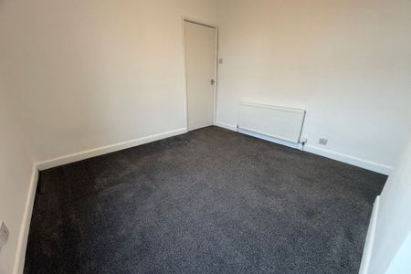 Whitworth Road, GOSPORT - Photo 5