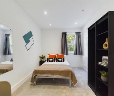 1 bedroom in a house share to rent - Photo 4