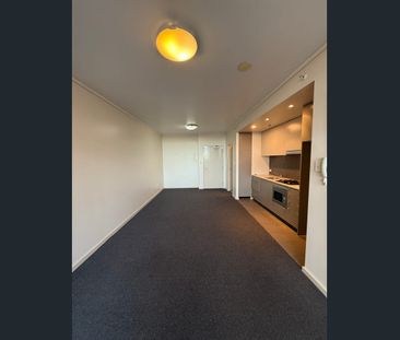 Affordable 1 Bedroom Unit in Sth Eastern Suburbs! - Photo 3
