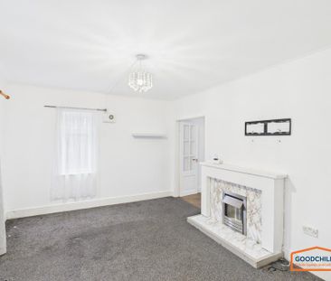 Old Town Lane, Pelsall, WS3 - Photo 2