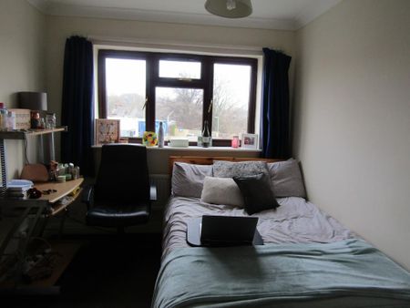 6 bedroom terraced house to rent - Photo 3