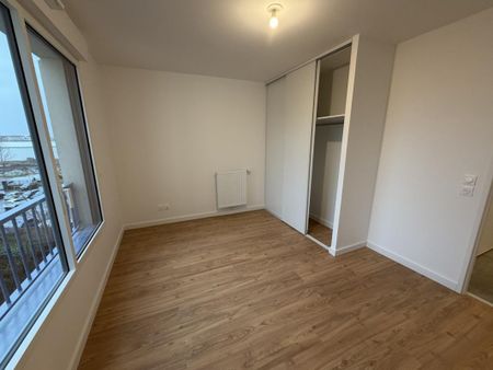 Location Appartement 2 pièces 48m² BORDEAUX 33800 - Photo 2