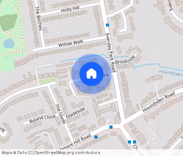 Springbank, Winchmore Hill, London, N21 - Photo 1