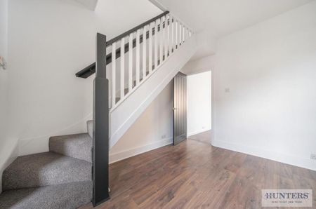 2 bedroom end of terrace house to rent - Photo 5
