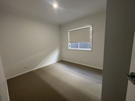 Home For Rent - Photo 5