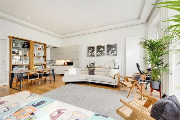 Cornwall Gardens, South Kensington, SW7 - Photo 1