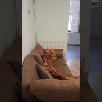 5 Bed Terraced House, Olive Road, W5 - Photo 1