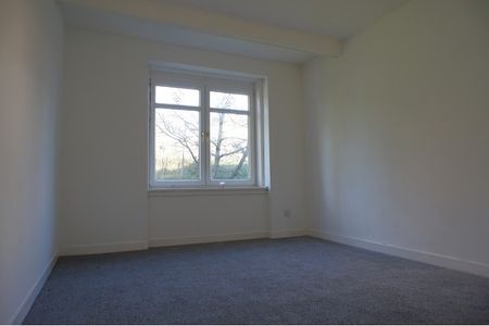 Edgefauld Road, Glasgow - Photo 2