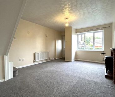 2 bedroom terraced house to rent - Photo 2