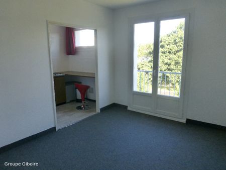 Appartement T3 à louer Noyal Chatillon Sur Seiche - 63 m² - Photo 4