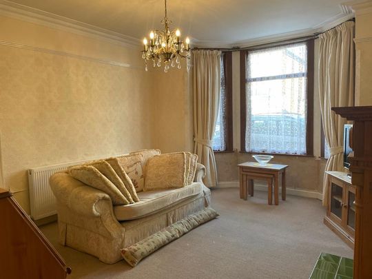 2 bedroom semi-detached bungalow to rent - Photo 1