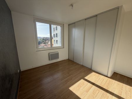 Location Appartement 4 pièces 64m² TOULOUSE 31400 - Photo 3