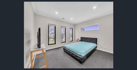 Walking Distance to Train — Modern 4-Bed Home in Tarneit - Photo 4