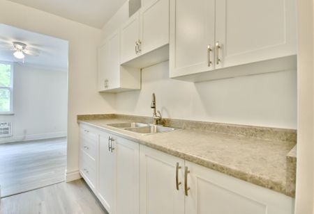 For Lease - 2 Grove Street Unit# 21, Barrie, Ontario - Photo 3