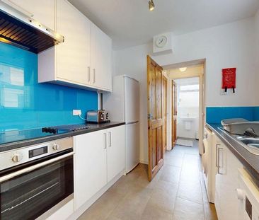 4 bedroom house to rent - Photo 3