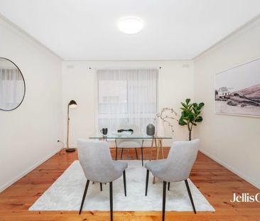 Ideal 4 Bedroom Home in Family Friendly Location - Photo 4