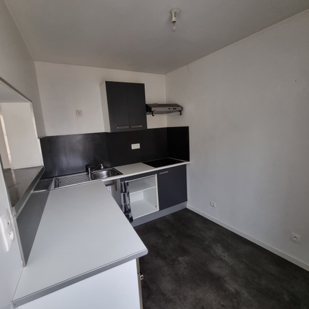 Location Appartement 2 pièces 45m² - Photo 3
