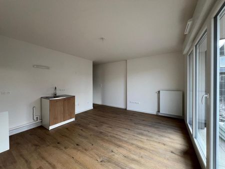 location Appartement T3 DE 59.11m² À DEVILLE LES ROUEN - Photo 3