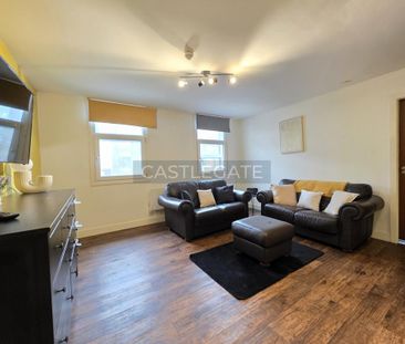 2 bedroom flat to rent - Photo 6