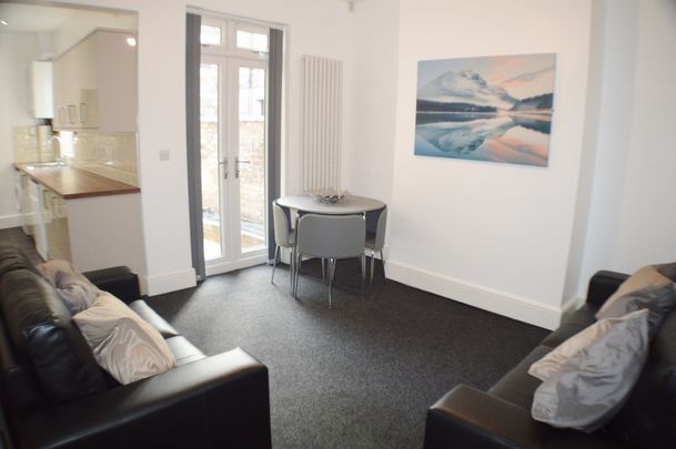 3 Bed Terraced House, Shelton Street, NG3 - Photo 1