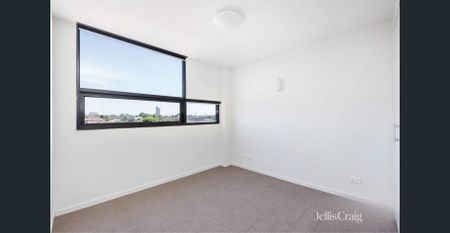 One Bedroom Delight - Photo 2