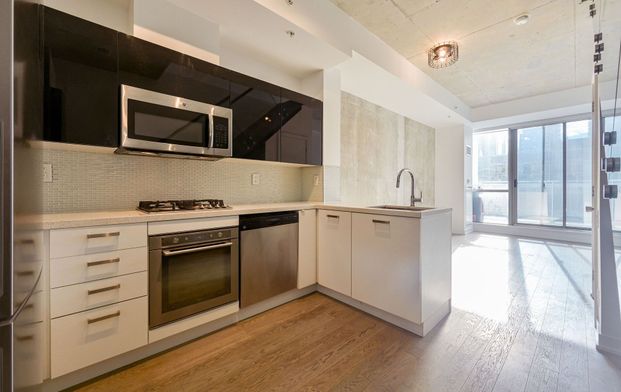 For Lease - 39 Brant Street Unit# 1010, Toronto, Ontario - Photo 1