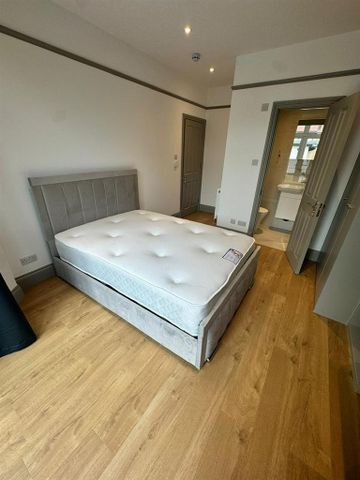 House share to rent - Photo 2