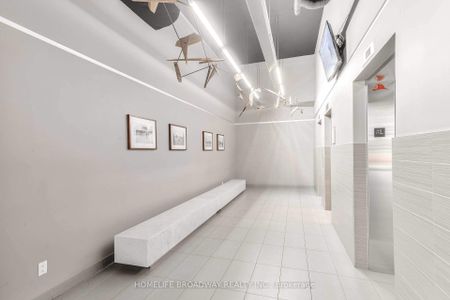 Westside Gallery Lofts - Photo 3