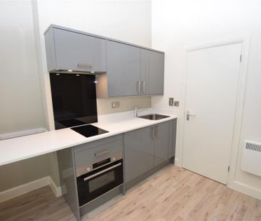 Studio to rent - Photo 3