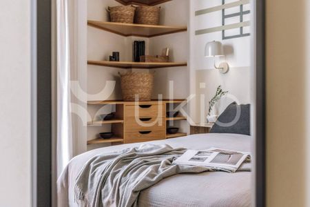 3 room luxury Apartment for rent in Madrid, Community of Madrid - Photo 2