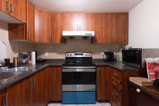 For Lease - 36 Rattlesnake Road, Brampton, Ontario - Photo 1